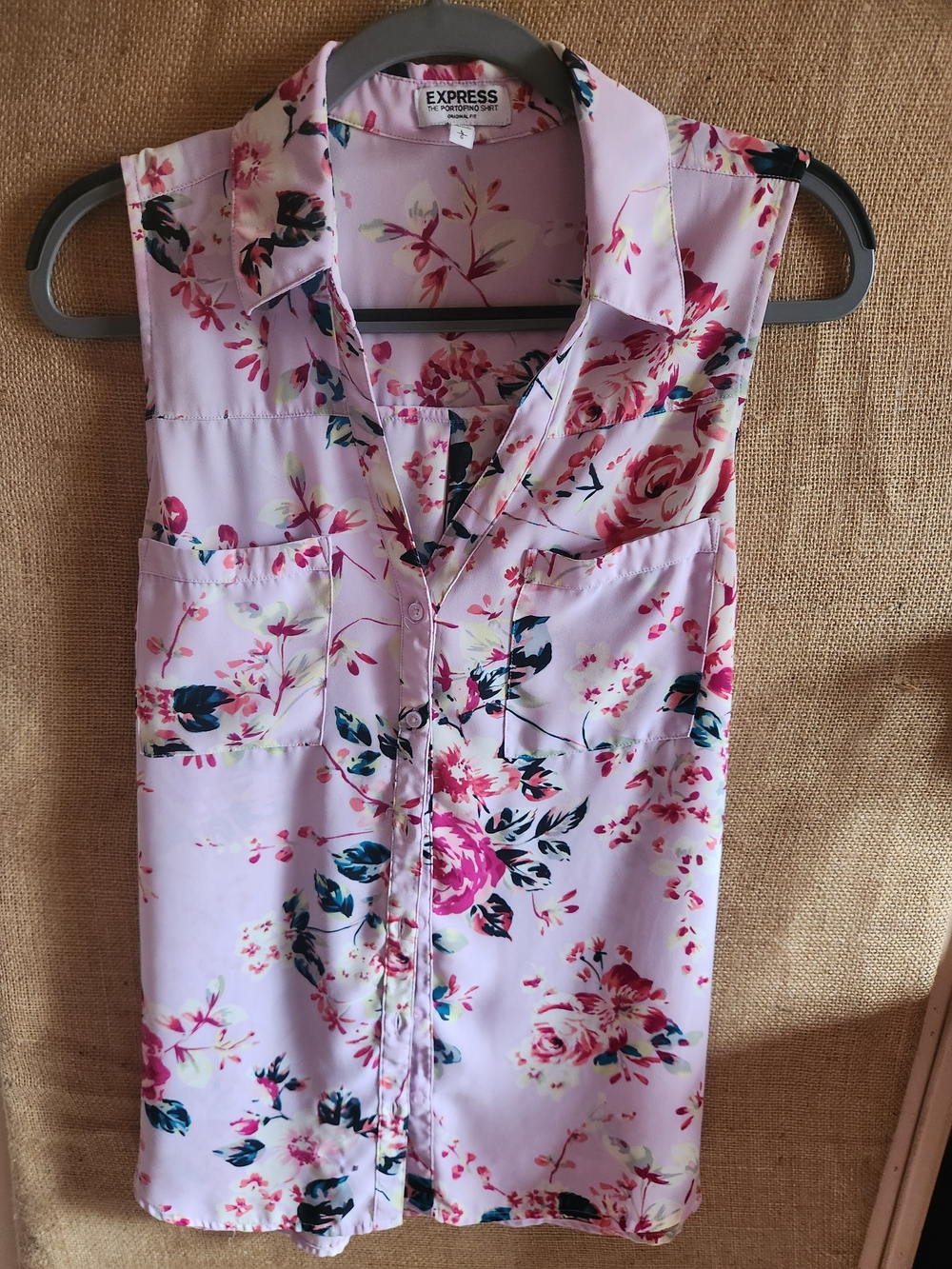 Express Pink Floral Sleeveless Button-Front Blouse